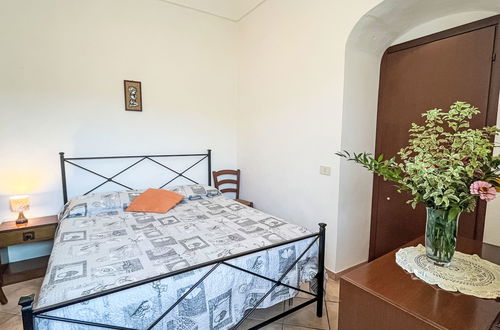 Photo 12 - 2 bedroom House in Dolcedo with garden and terrace