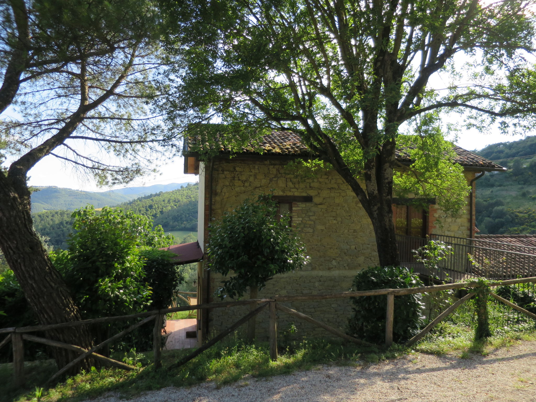 Foto 30 - Casa de 3 quartos em Monte Santa Maria Tiberina com piscina e terraço