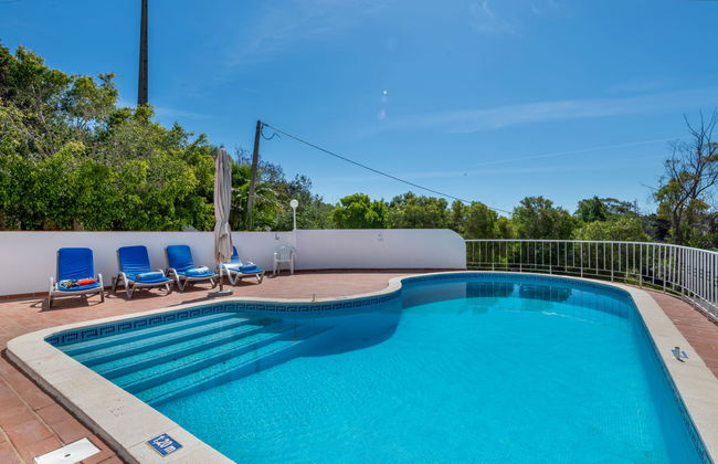 4 bedroom House in Albufeira with private pool and garden - Photo 60