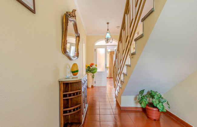 4 bedroom House in Albufeira with private pool and garden - Photo 27