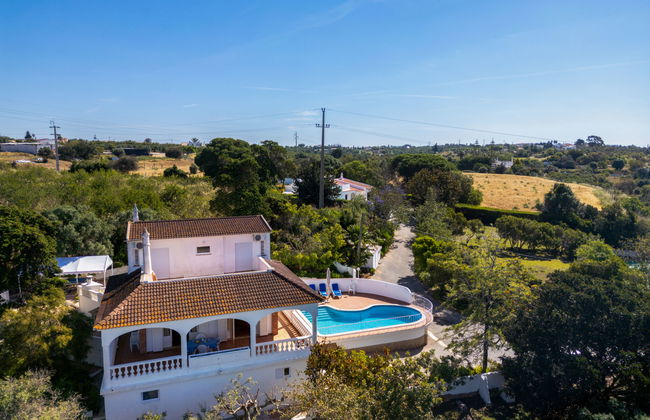 4 bedroom House in Albufeira with private pool and garden - Photo 66