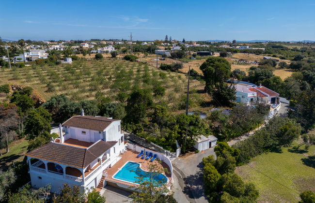 4 bedroom House in Albufeira with private pool and garden - Photo 65