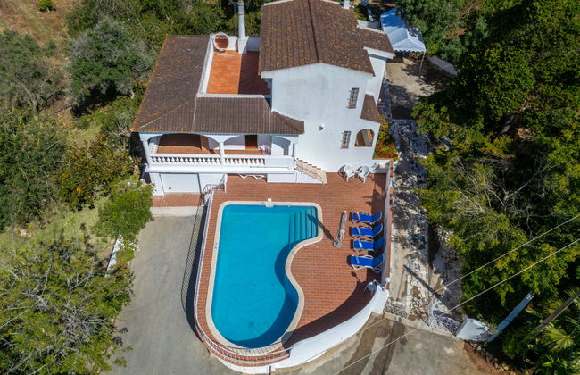 4 bedroom House in Albufeira with private pool and garden - Photo 5