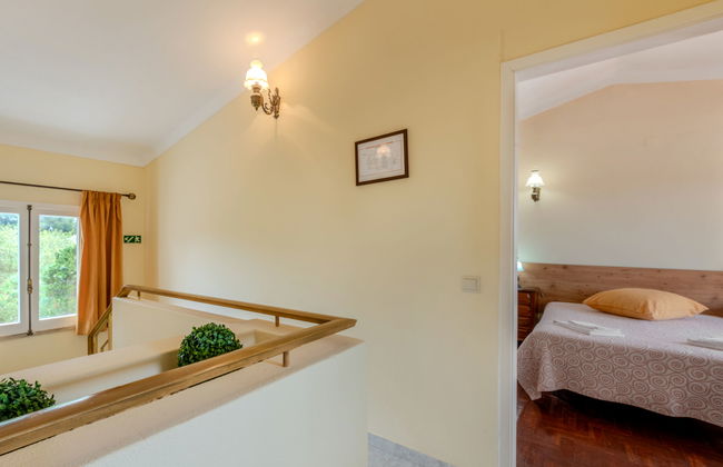 4 bedroom House in Albufeira with private pool and garden - Photo 34