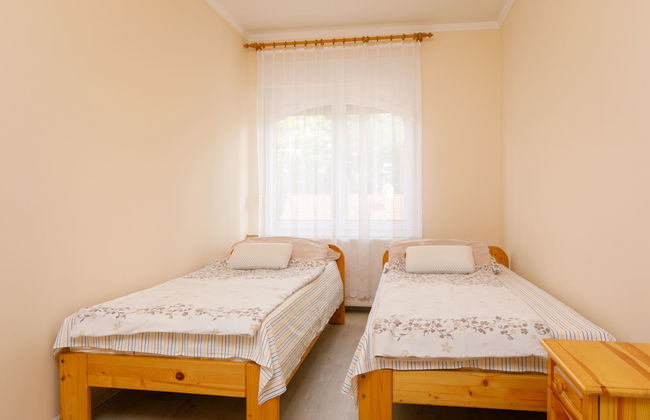 Apartamento de 2 quartos em Balatonlelle com jardim e terraço - Foto 10