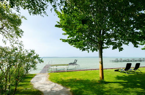 Photo 34 - Appartement de 2 chambres à Balatonlelle avec jardin et terrasse