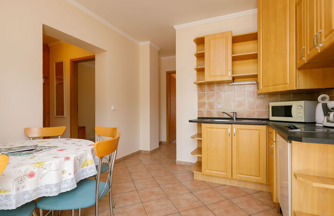 Apartamento de 2 quartos em Balatonlelle com jardim e terraço - Foto 17