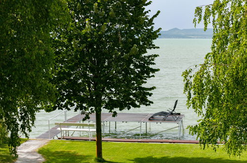 Foto 37 - Appartamento con 2 camere da letto a Balatonlelle con giardino e terrazza