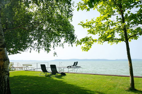 Photo 33 - Appartement de 2 chambres à Balatonlelle avec jardin et terrasse