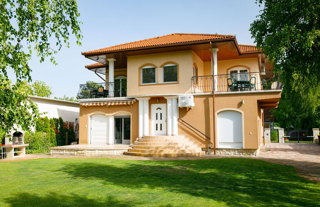 Apartamento de 2 quartos em Balatonlelle com jardim e terraço - Foto 3