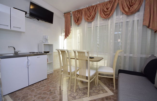 Apartamento de 5 quartos em Sibenik com piscina e jardim - Foto 7