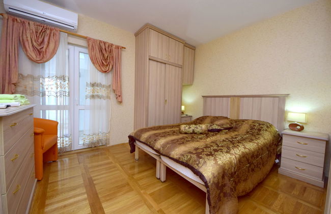 Apartamento de 5 quartos em Sibenik com piscina e jardim - Foto 10