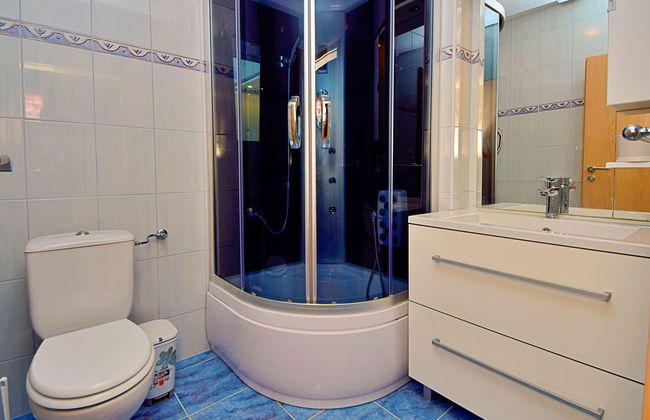 Apartamento de 5 quartos em Sibenik com piscina e jardim - Foto 16