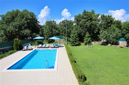 Photo 23 - Maison de 3 chambres à Trilj avec piscine privée et terrasse