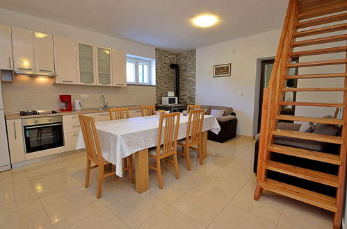 Photo 11 - 3 bedroom House in Trilj with private pool and garden