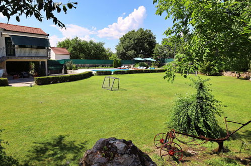 Photo 9 - Maison de 3 chambres à Trilj avec piscine privée et terrasse