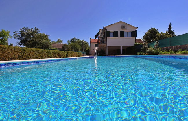 Casa de 4 quartos em Trilj com piscina privada e jardim - Foto 19