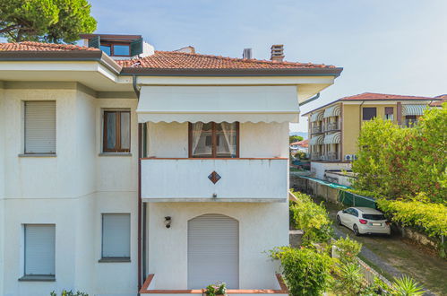 Photo 27 - Appartement de 2 chambres à Camaiore avec jardin