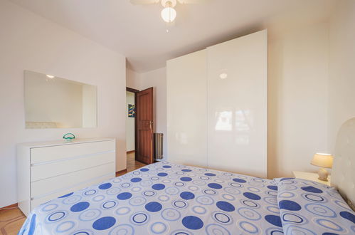 Photo 26 - 2 bedroom Apartment in Camaiore with garden