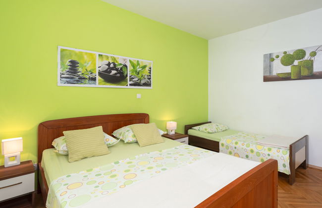 Apartamento de 4 quartos em Biograd na Moru com jardim e terraço - Foto 18