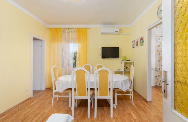 Apartamento de 4 quartos em Biograd na Moru com jardim e terraço - Foto 5