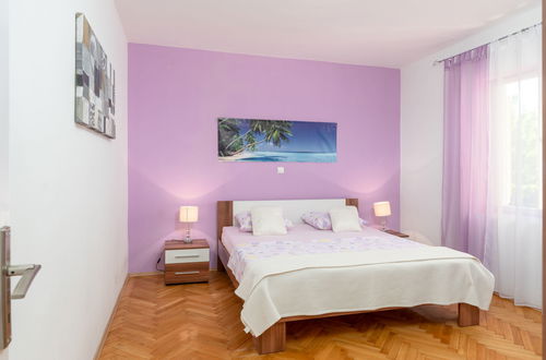 Photo 13 - 4 bedroom Apartment in Biograd na Moru with garden and terrace