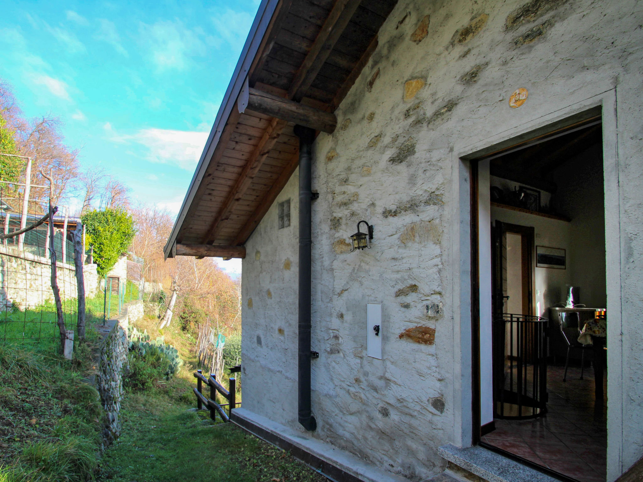 Foto 19 - Haus mit 1 Schlafzimmer in Cremia mit terrasse und blick auf die berge