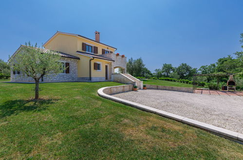 Foto 45 - Casa de 4 habitaciones en Sveti Lovreč con piscina privada y vistas al mar