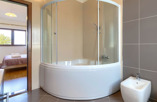Casa de 5 quartos em Sveti Lovreč com piscina privada e jardim - Foto 35