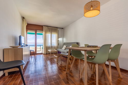 Foto 7 - Appartamento con 2 camere da letto a Creixell con piscina e vista mare