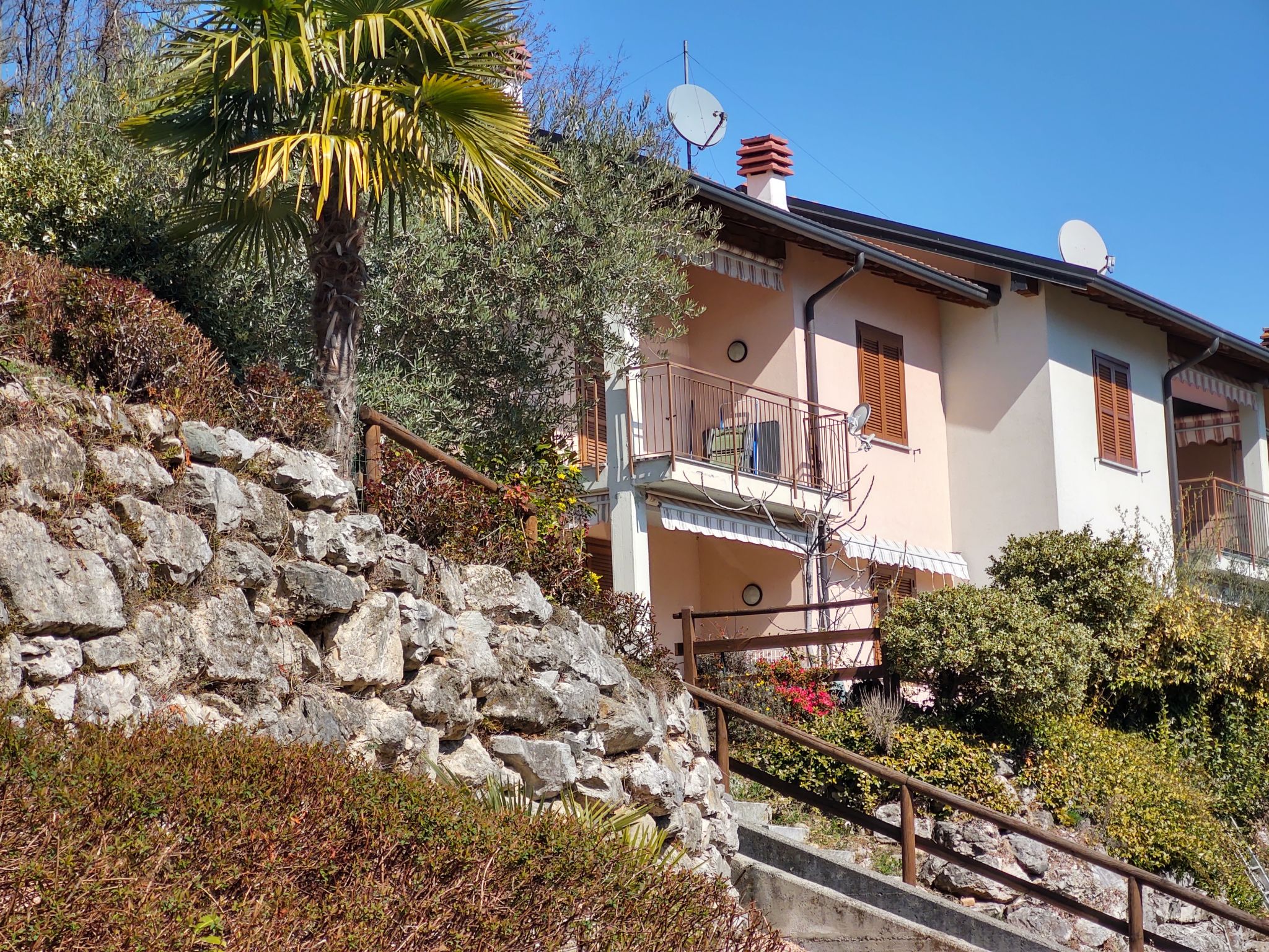 Photo 17 - 2 bedroom Apartment in Castelveccana with swimming pool and mountain view