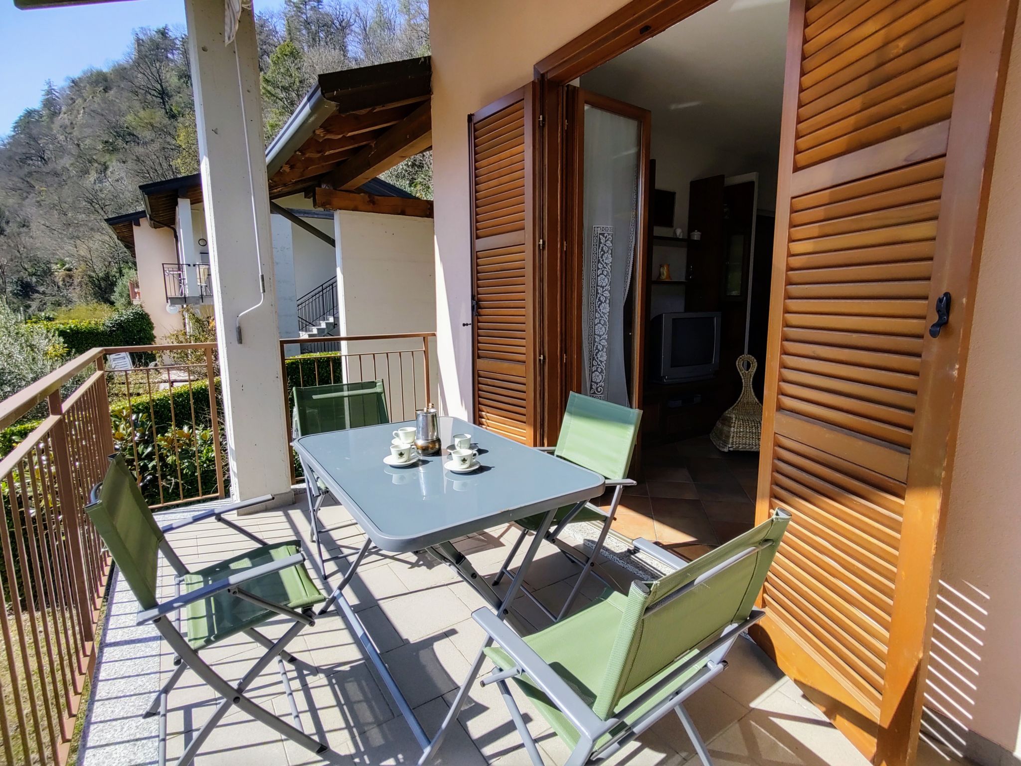 Photo 2 - Appartement de 2 chambres à Castelveccana avec piscine et jardin