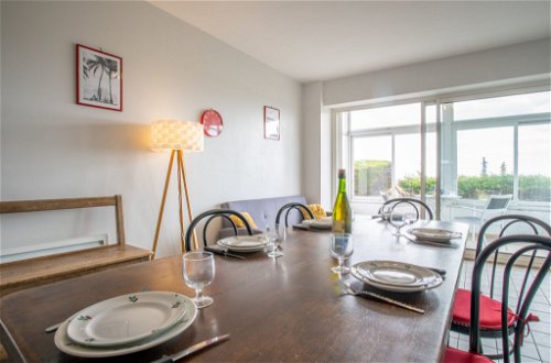 Photo 7 - 2 bedroom Apartment in Saint-Pierre-Quiberon with garden and sea view
