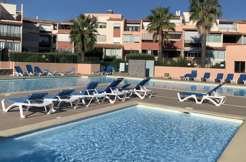 Foto 17 - Appartamento con 1 camera da letto a Agde con piscina privata e vista mare