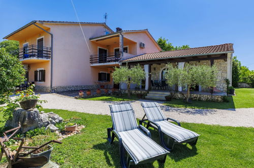 Foto 36 - Casa de 1 quarto em Kanfanar com piscina e jardim