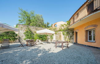 Photo 2 - 1 bedroom Apartment in Sestri Levante with garden and sea view