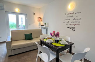 Photo 3 - 1 bedroom Apartment in Finale Ligure with garden and terrace