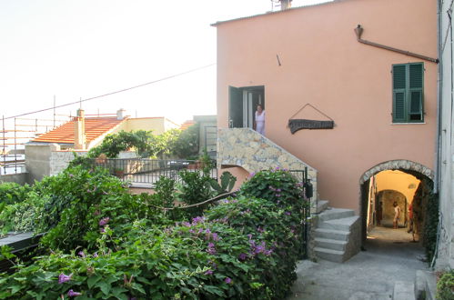 Foto 5 - Apartamento de 1 habitación en Finale Ligure con terraza y vistas al mar
