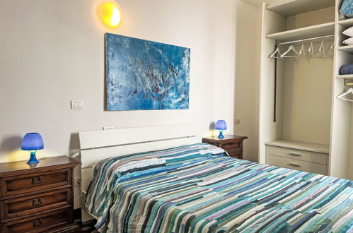 Foto 14 - Apartamento de 1 habitación en Finale Ligure con terraza y vistas al mar