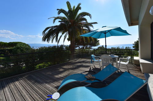 Photo 15 - Appartement de 1 chambre à Ajaccio avec piscine et vues à la mer