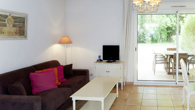 Haus mit 3 Schlafzimmern in Montauroux mit schwimmbad und terrasse - Foto 2