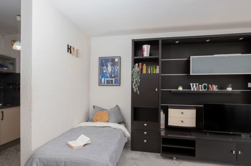 Foto 4 - Apartamento en La Grande-Motte con terraza