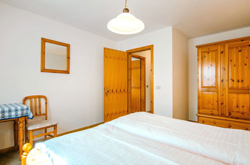 Foto 11 - Apartment mit 2 Schlafzimmern in Campitello di Fassa mit terrasse und blick auf die berge