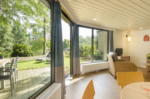 Photo 9 - 3 bedroom House in Zeewolde with swimming pool and terrace
