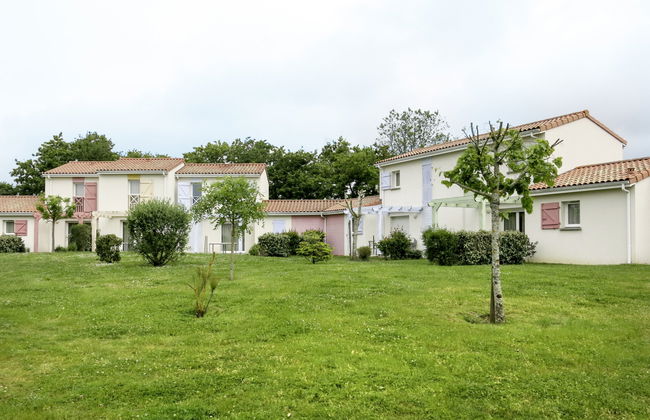 Maison de 4 chambres à Talmont-Saint-Hilaire avec piscine et jardin - Photo 17
