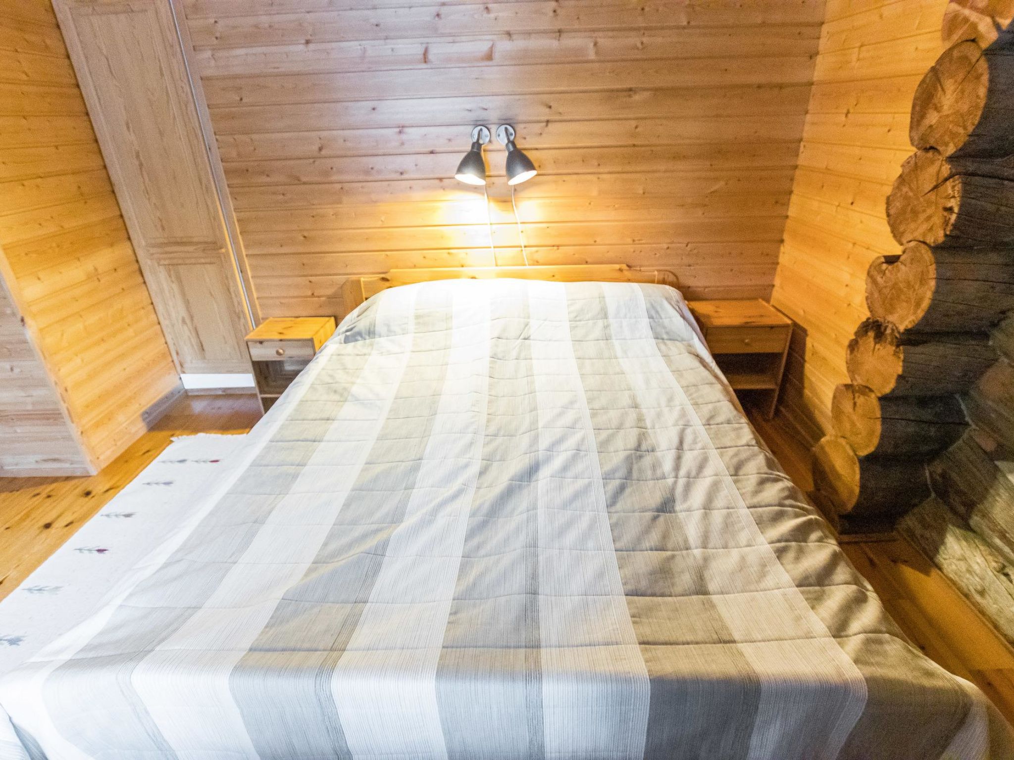Foto 16 - Haus mit 2 Schlafzimmern in Kolari mit sauna und blick auf die berge