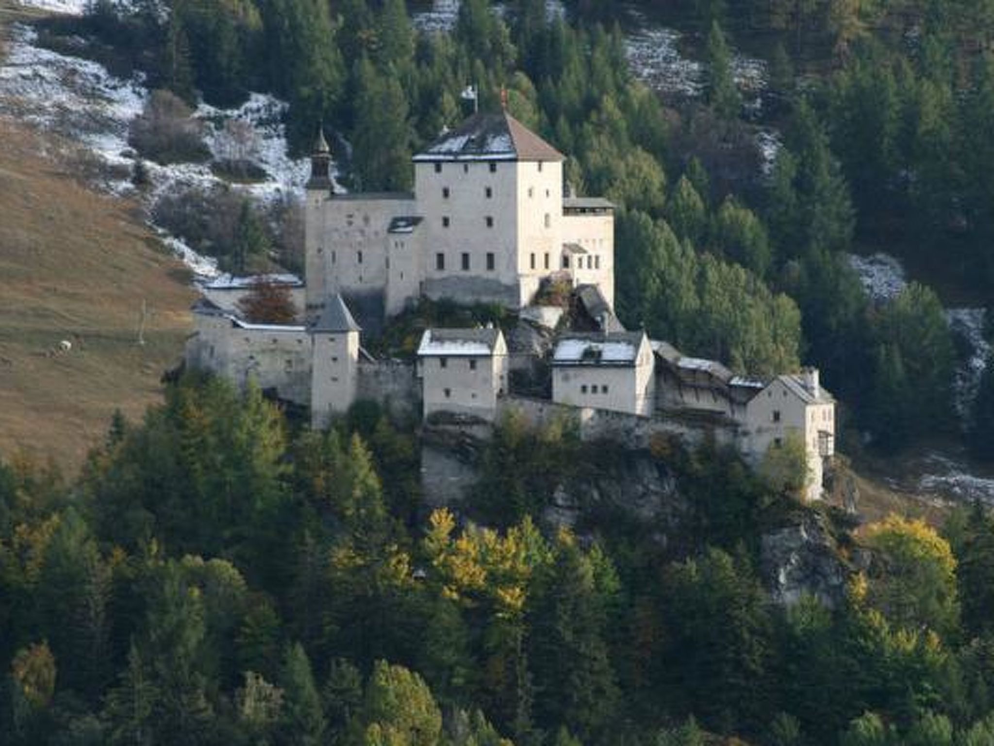 Foto 14 - Appartamento con 3 camere da letto a Scuol con vista sulle montagne