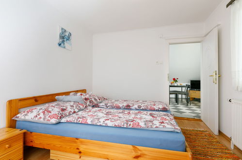 Foto 5 - Apartamento de 2 quartos em Balatonfüred com jardim