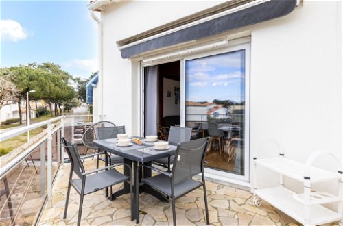 Foto 17 - Apartamento en Saint-Palais-sur-Mer con terraza y vistas al mar
