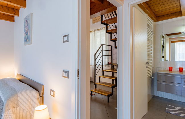 Casa de 3 quartos em Brissago-Valtravaglia com jardim e banheira de hidromassagem - Foto 15